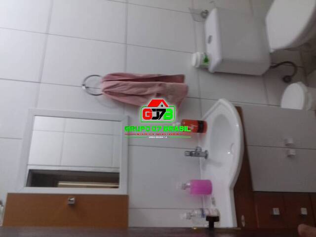 Casa para Venda em São José dos Campos - 4