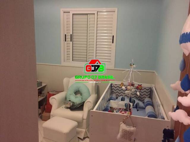 Apartamento para Venda em São José dos Campos - 2