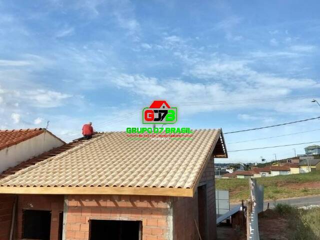 Casa para Venda em São José dos Campos - 4