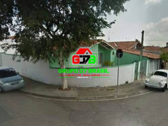 Casa para Venda em São José dos Campos - 3