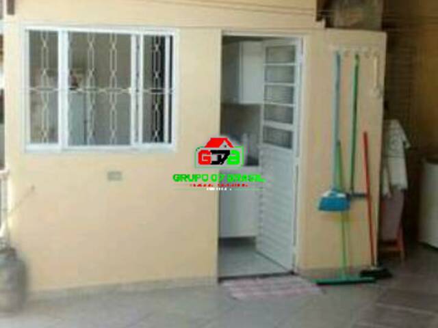 Casa para Venda em São José dos Campos - 3