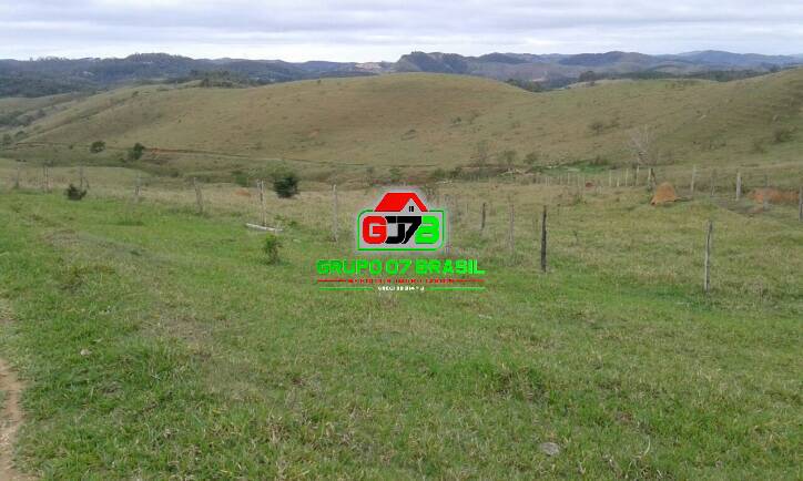 Terreno à venda, 302m² - Foto 1