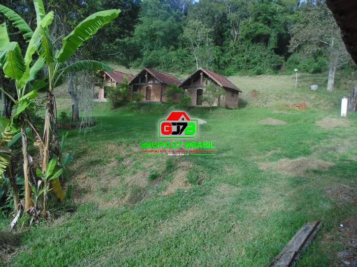 Sítio à venda com 5 quartos, 200m² - Foto 9