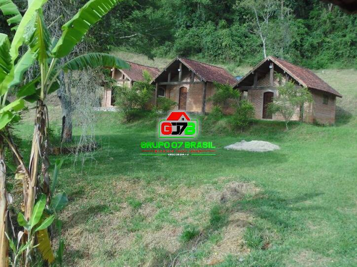 Sítio à venda com 5 quartos, 200m² - Foto 13