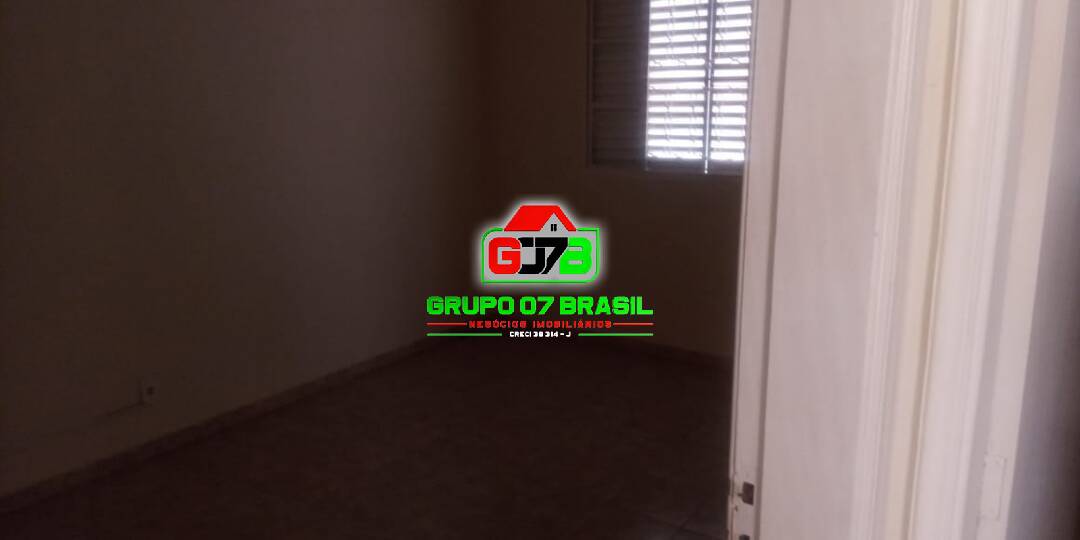 Casa à venda com 3 quartos, 120m² - Foto 2