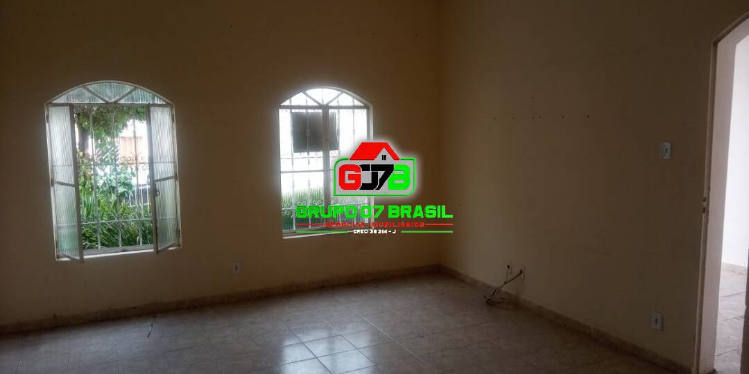 Casa à venda com 3 quartos, 120m² - Foto 4