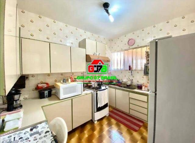 Casa, 3 quartos, 190 m² - Foto 2