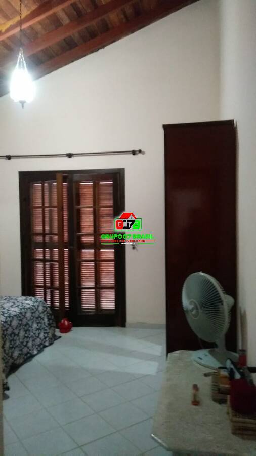 Terreno à venda com 2 quartos, 200m² - Foto 21