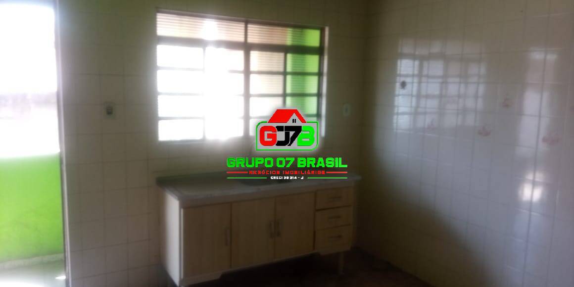 Casa à venda com 3 quartos, 150m² - Foto 7