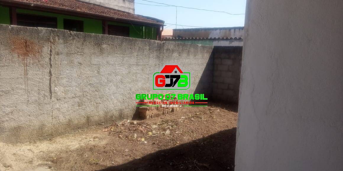 Casa à venda com 3 quartos, 150m² - Foto 11