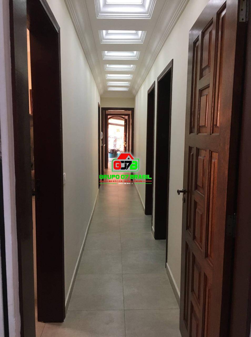 Casa, 230 m² - Foto 1