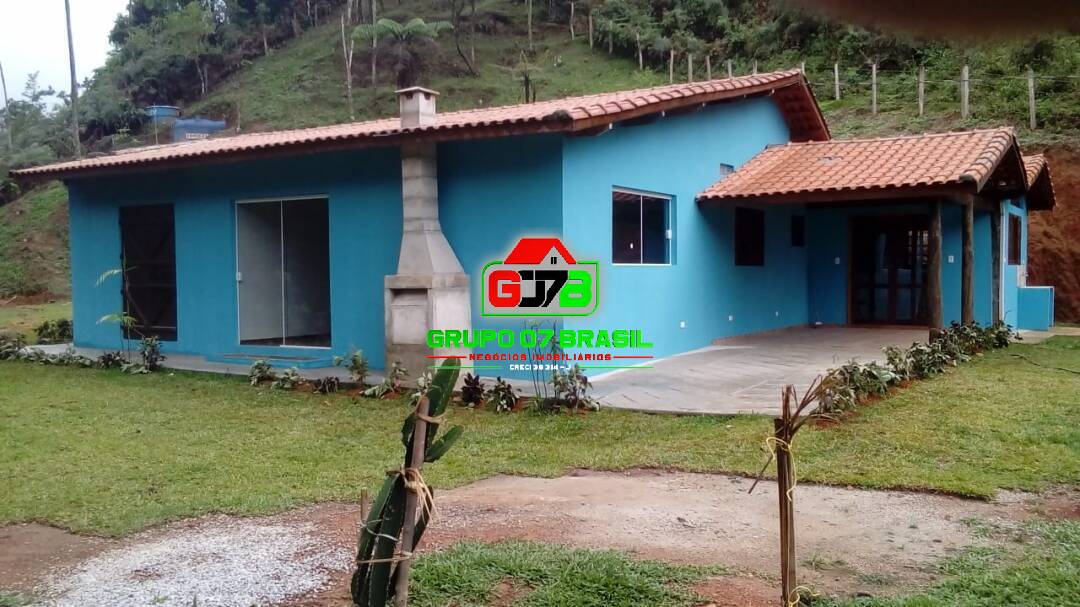 Sítio à venda com 3 quartos, 100m² - Foto 1