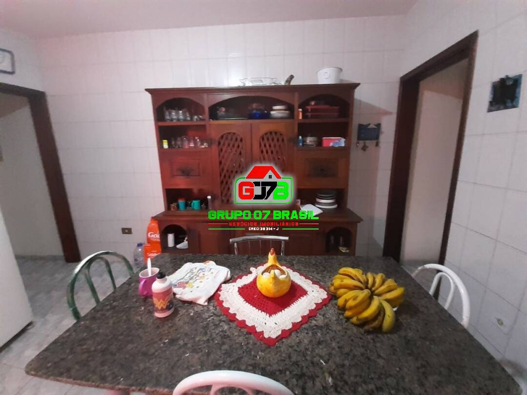Sobrado, 3 quartos, 200 m² - Foto 5