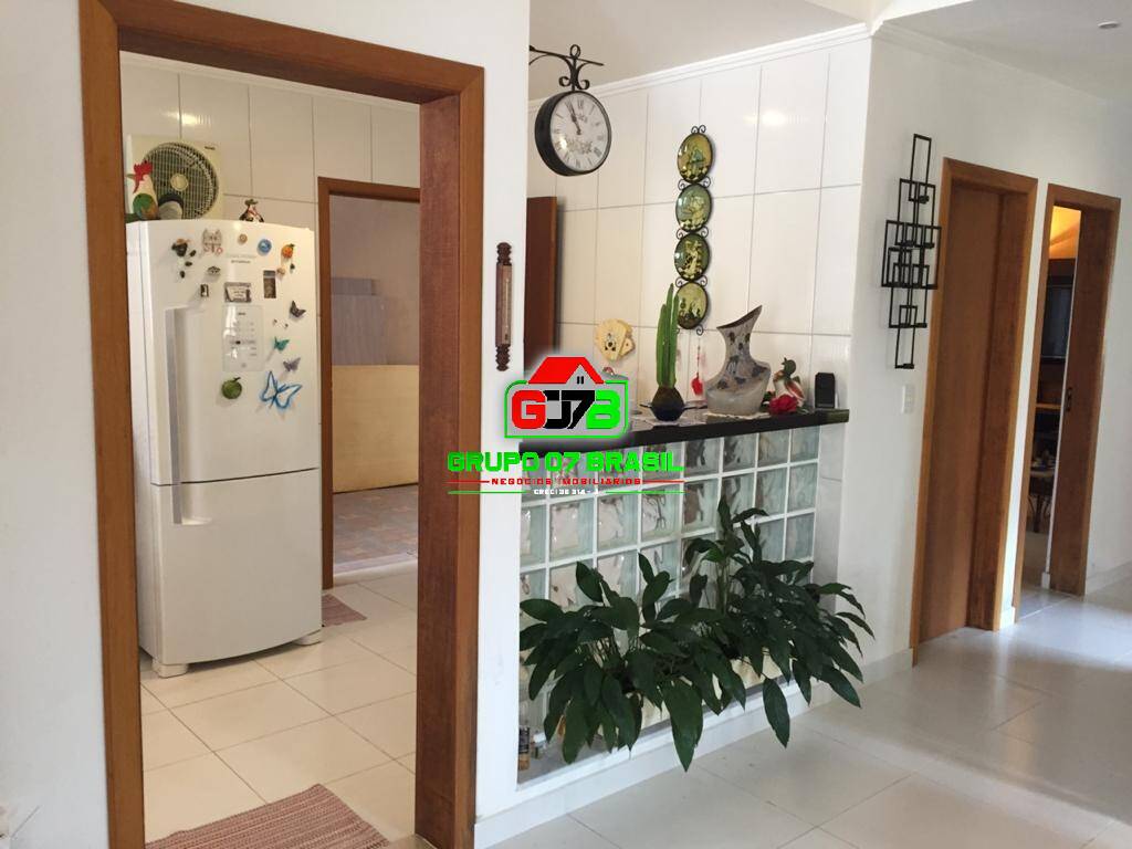 Casa, 3 quartos, 140 m² - Foto 3