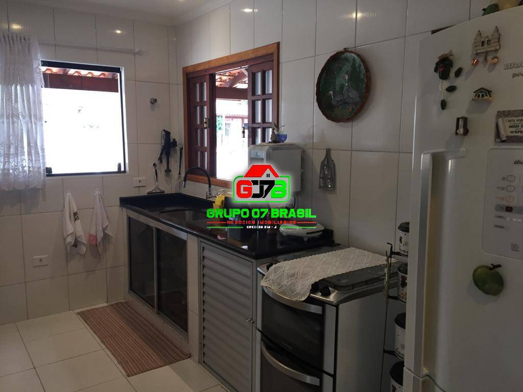 Casa, 3 quartos, 140 m² - Foto 4
