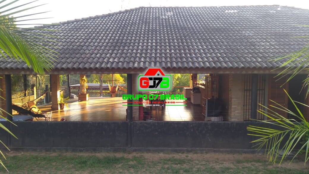 Terreno à venda, 1800m² - Foto 1