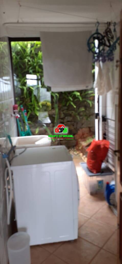 Casa de Condomínio à venda com 3 quartos, 272m² - Foto 29