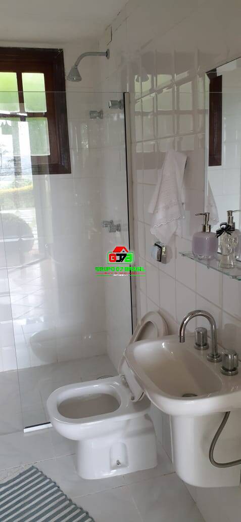 Casa de Condomínio à venda com 3 quartos, 272m² - Foto 33