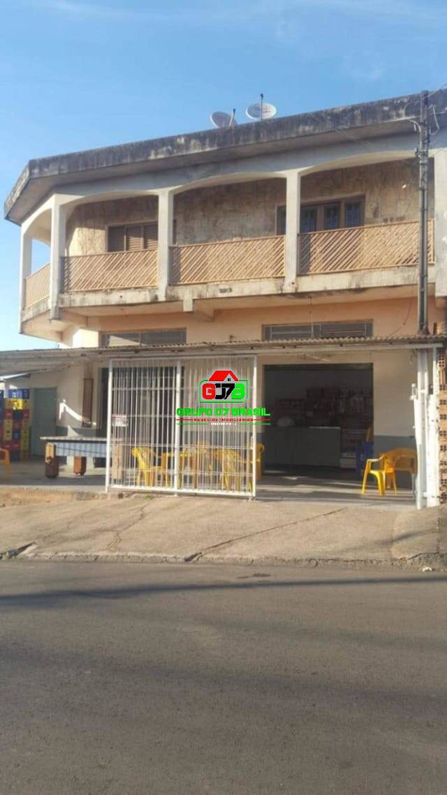 Sobrado, 4 quartos, 277 m² - Foto 1