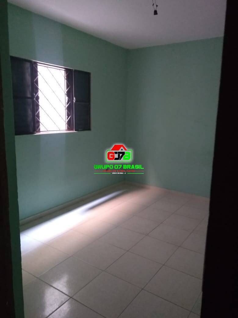 Sobrado à venda com 6 quartos, 200m² - Foto 7