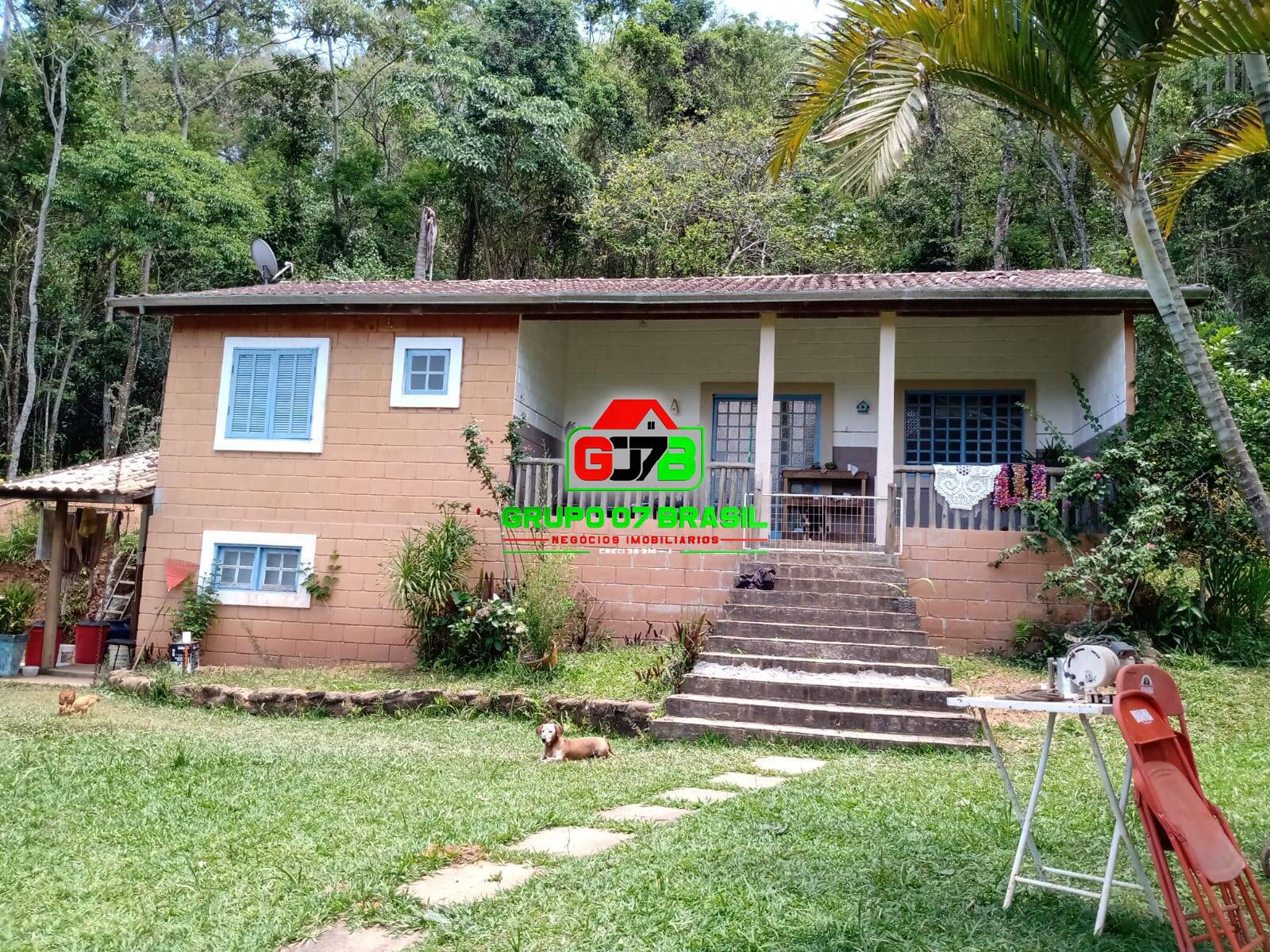 Sítio à venda com 2 quartos, 100m² - Foto 1