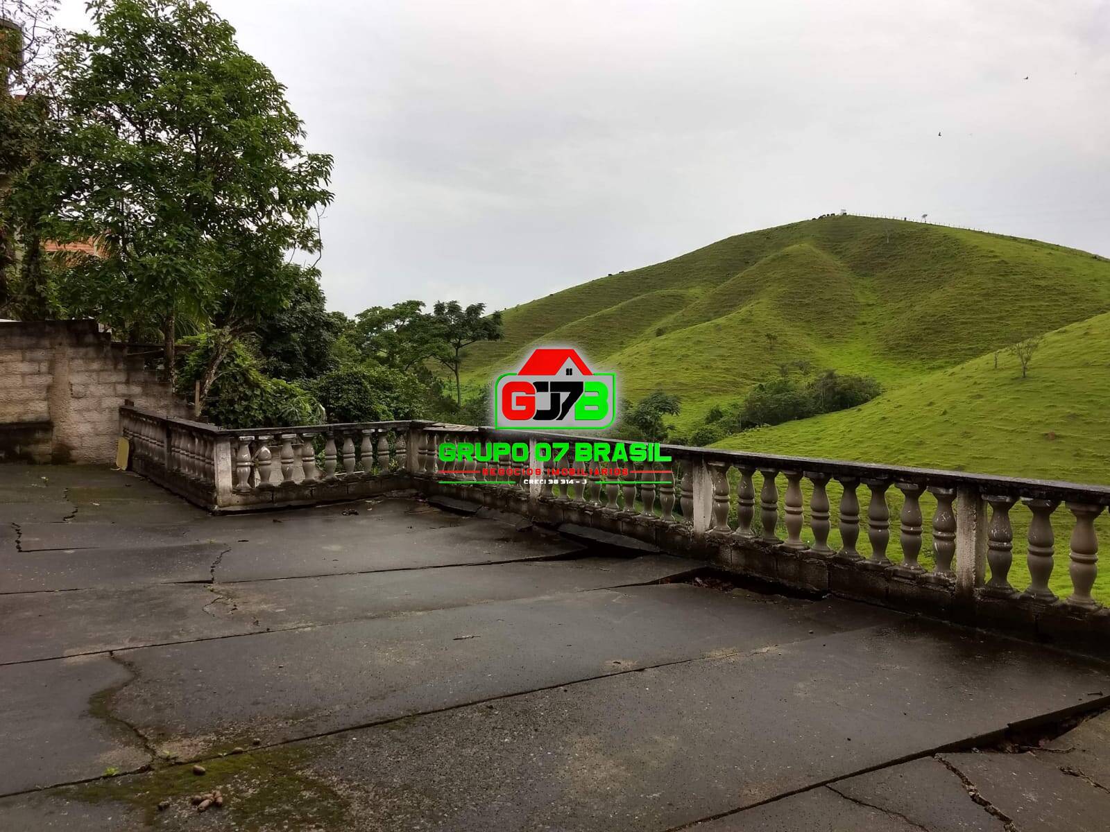 Fazenda à venda com 4 quartos, 150m² - Foto 2