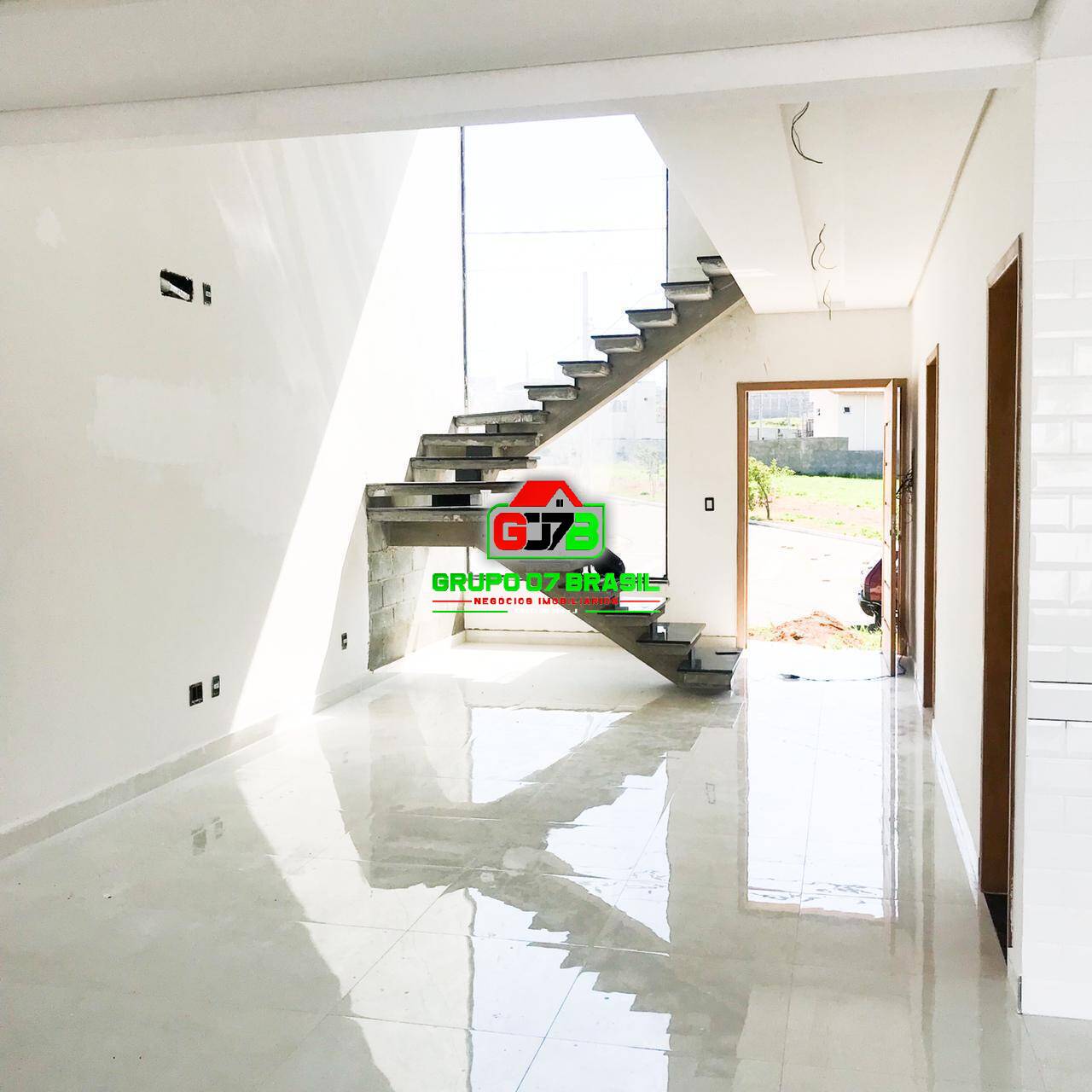 Casa à venda com 3 quartos, 180m² - Foto 4