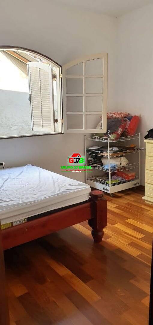 Sobrado à venda com 6 quartos, 200m² - Foto 20