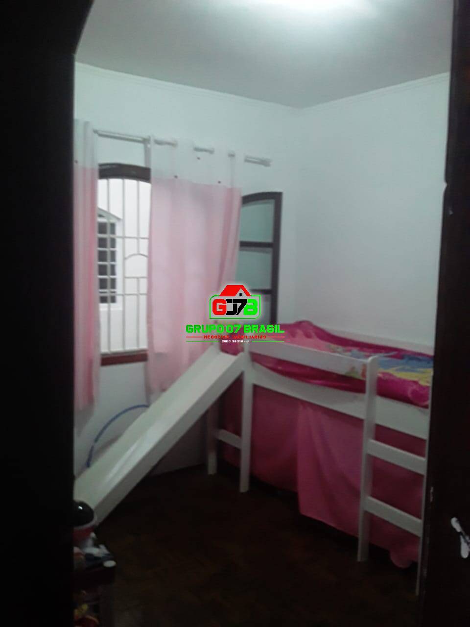 Casa à venda com 4 quartos, 176m² - Foto 9