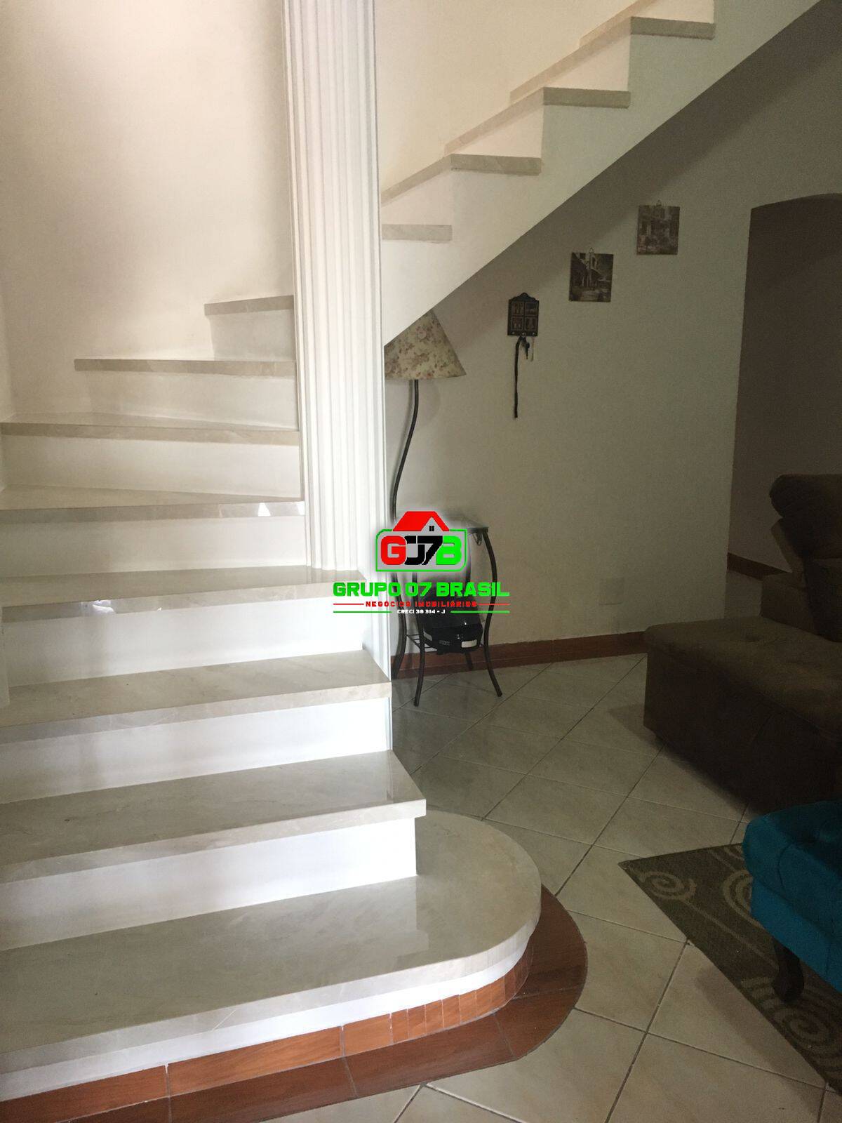 Sobrado à venda com 3 quartos, 300m² - Foto 4