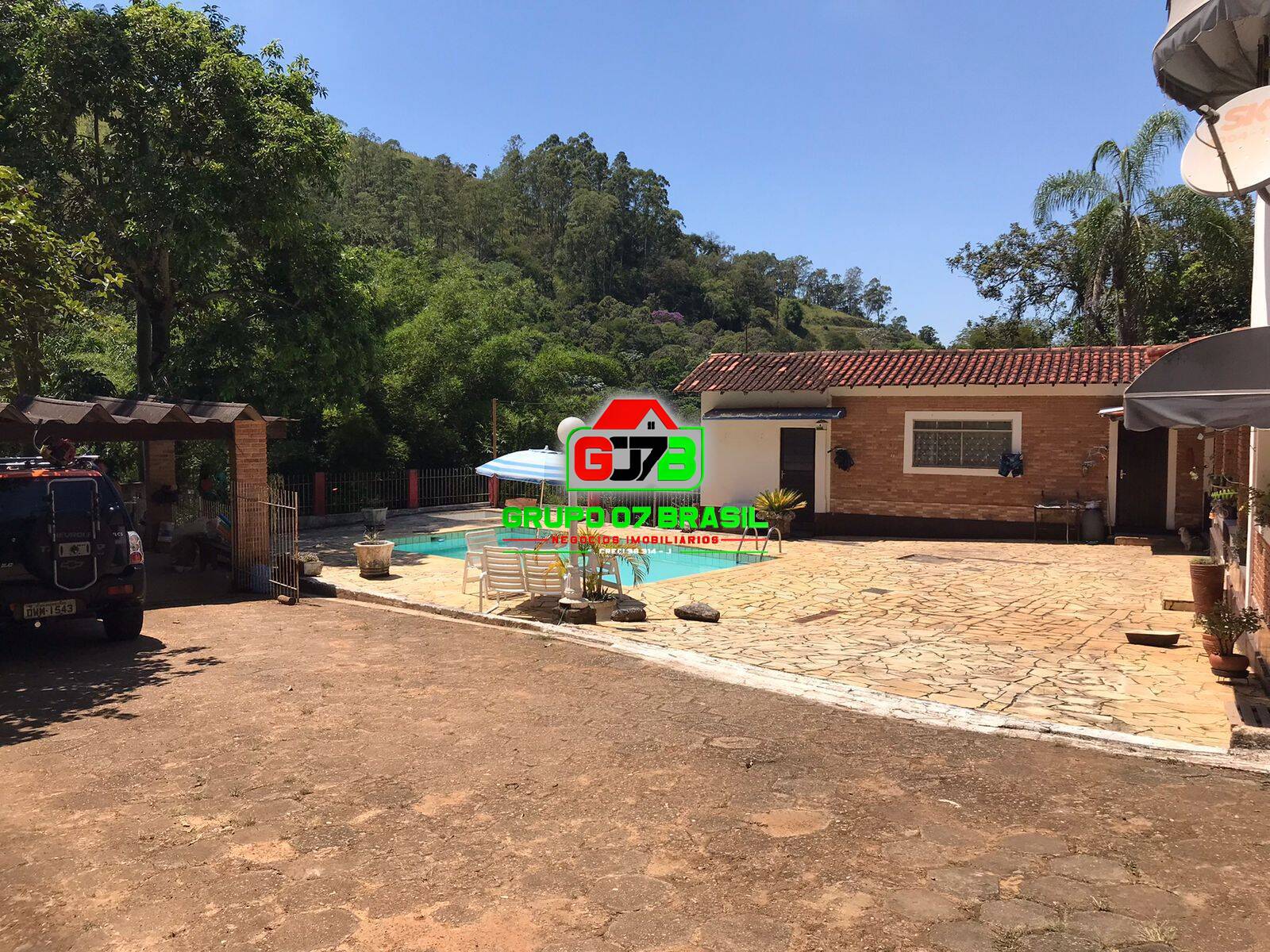 Chácara à venda com 6 quartos, 400m² - Foto 2