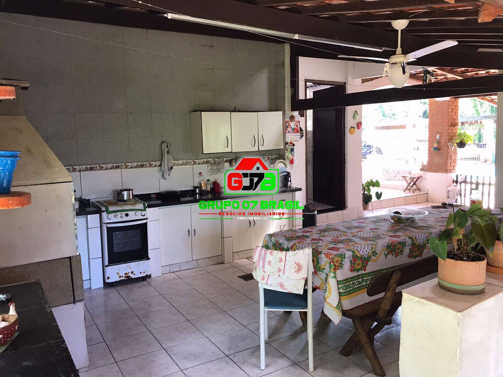 Chácara à venda com 6 quartos, 400m² - Foto 7