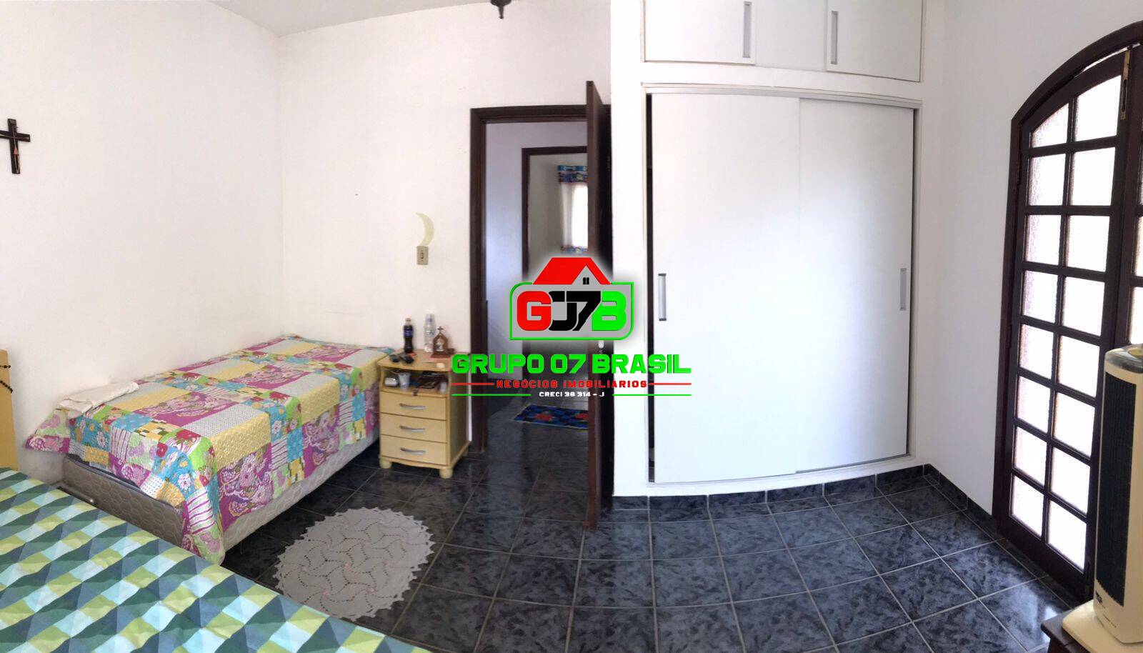 Chácara à venda com 6 quartos, 400m² - Foto 8