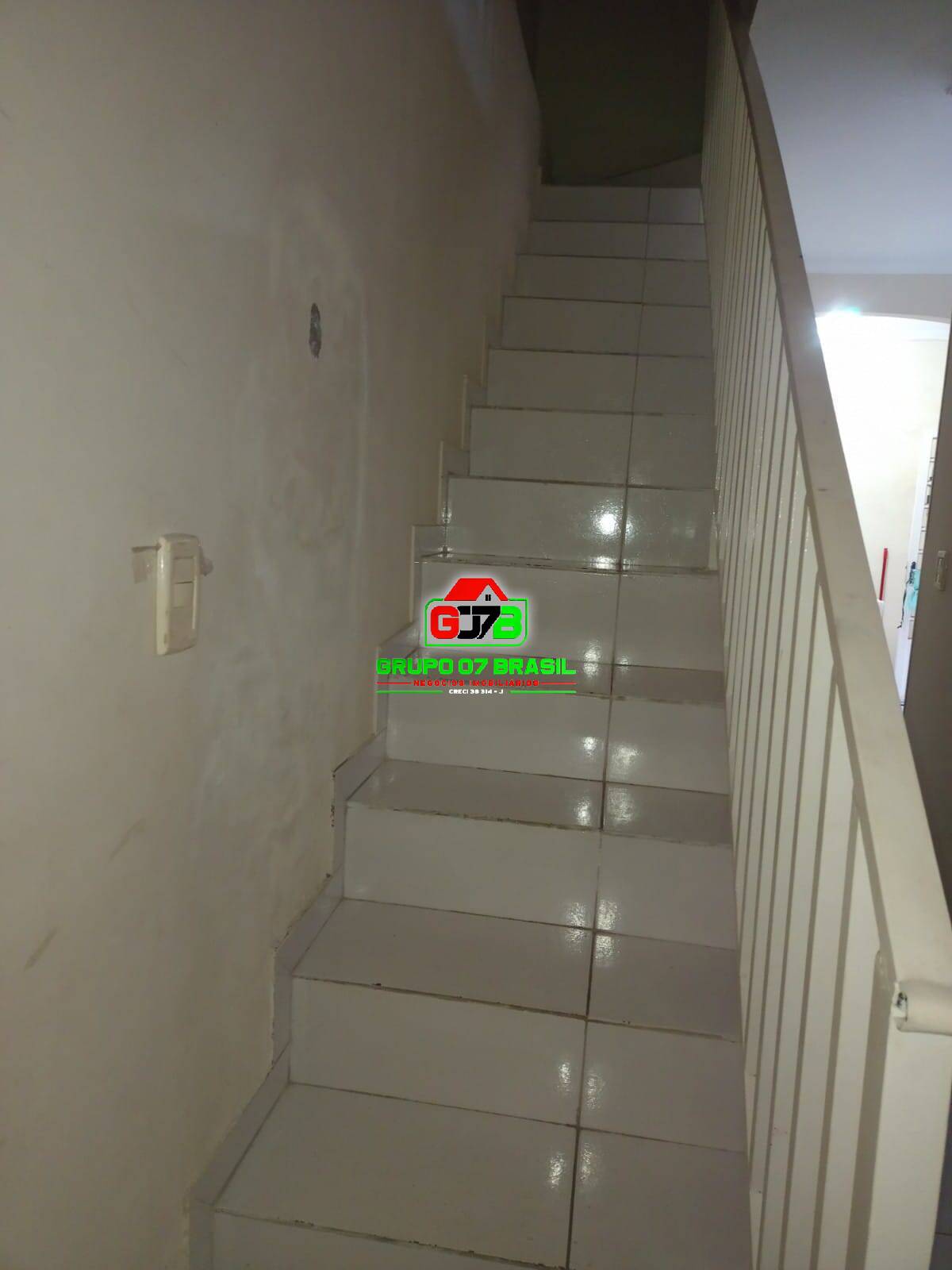 Casa à venda com 3 quartos, 130m² - Foto 5