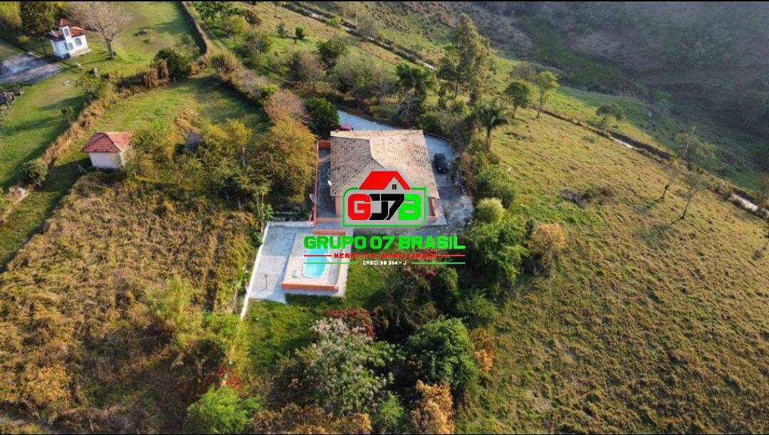 Sítio à venda com 3 quartos, 120m² - Foto 1