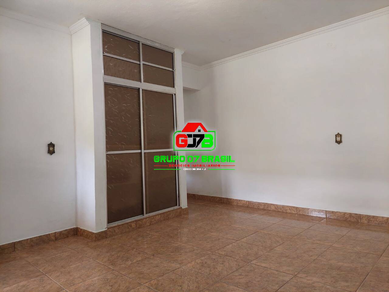 Chácara à venda com 2 quartos, 90m² - Foto 2