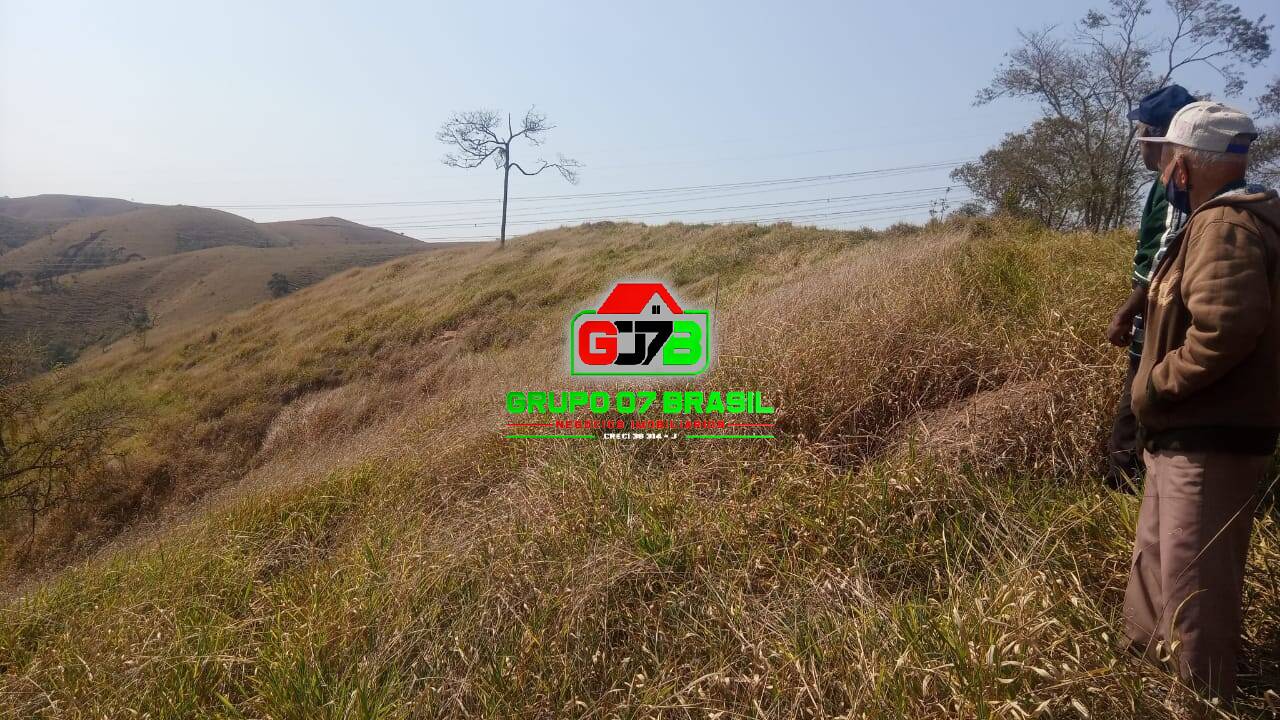 Chácara à venda com 2 quartos, 50m² - Foto 5