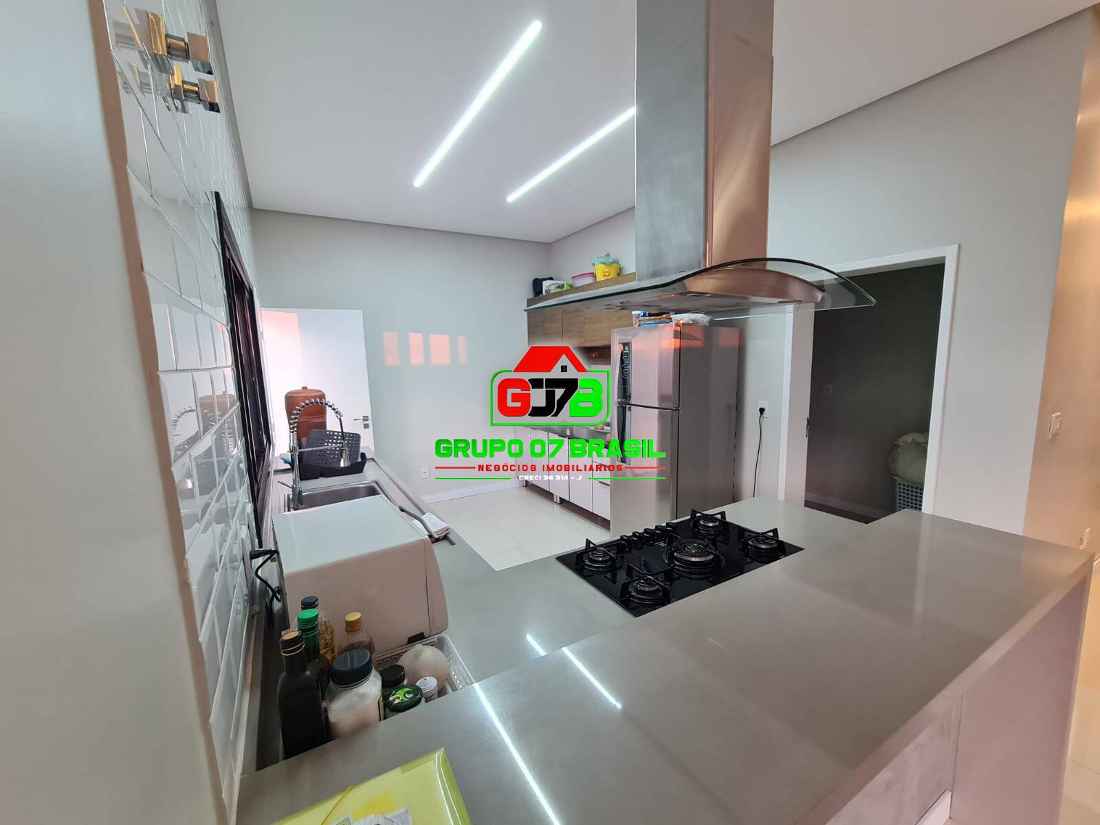 Casa, 3 quartos, 220 m² - Foto 3