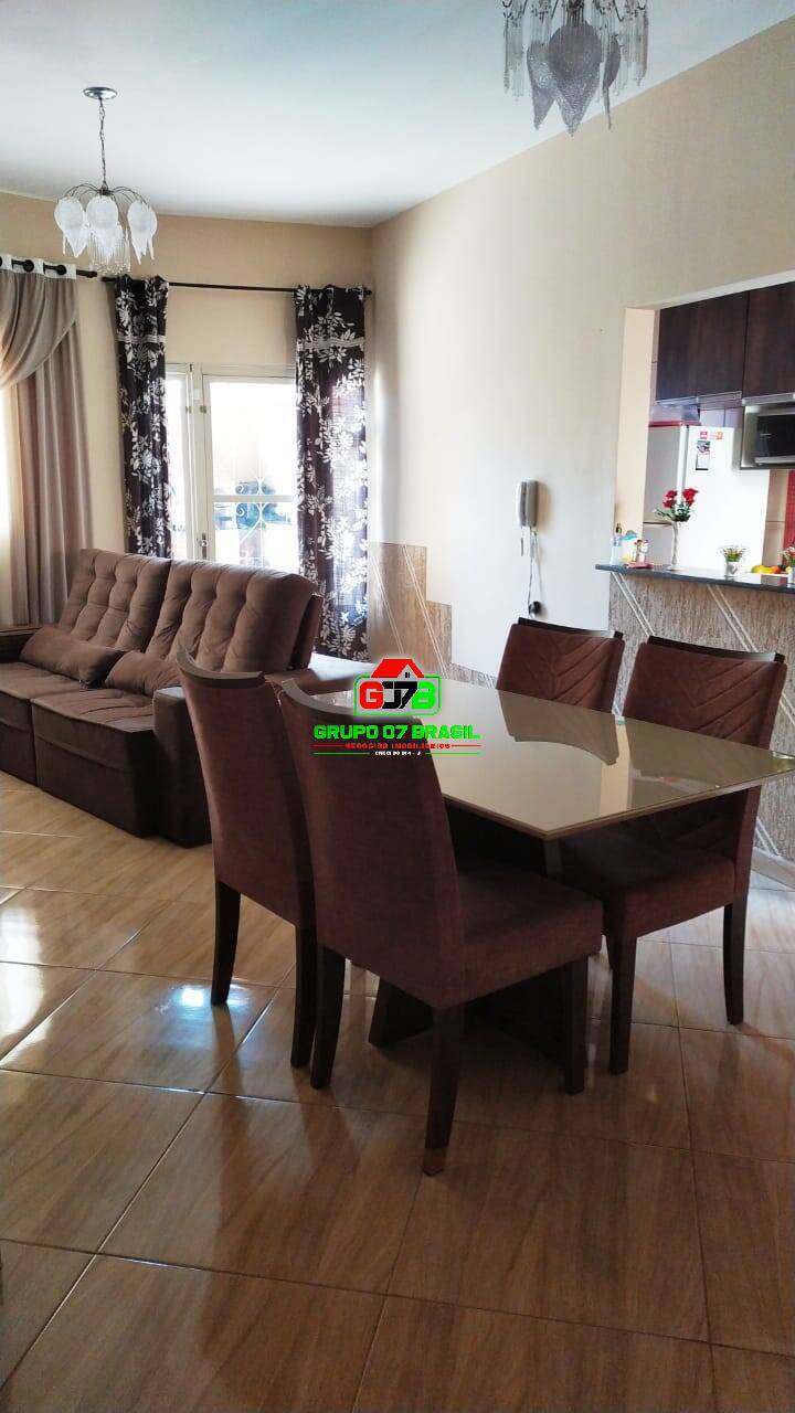 Casa, 3 quartos, 104 m² - Foto 1
