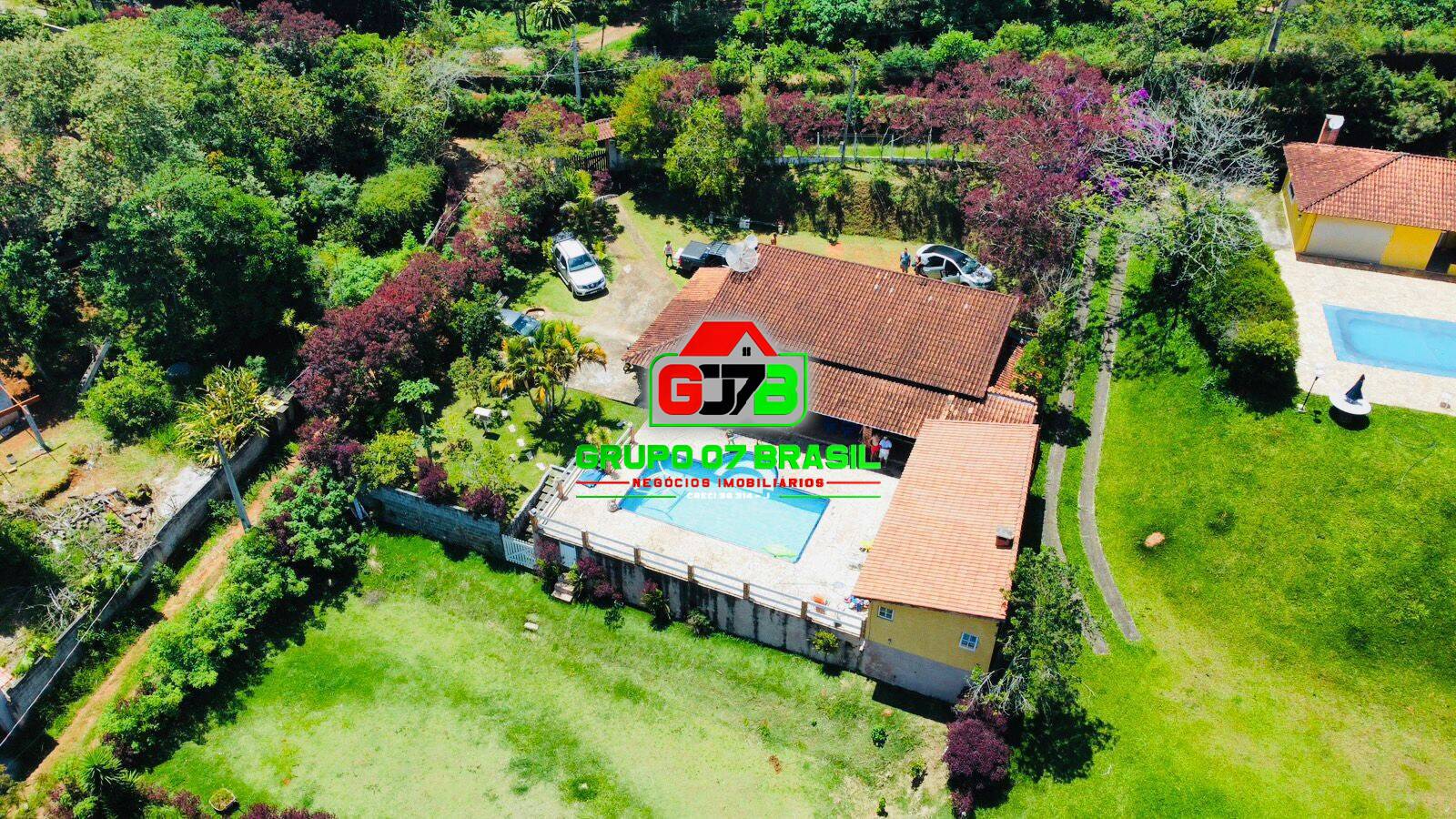 Chácara à venda com 3 quartos, 150m² - Foto 1