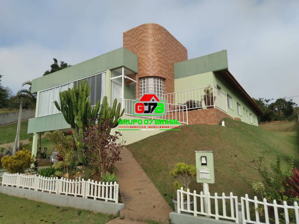 Casa de Condomínio à venda com 4 quartos, 215m² - Foto 2