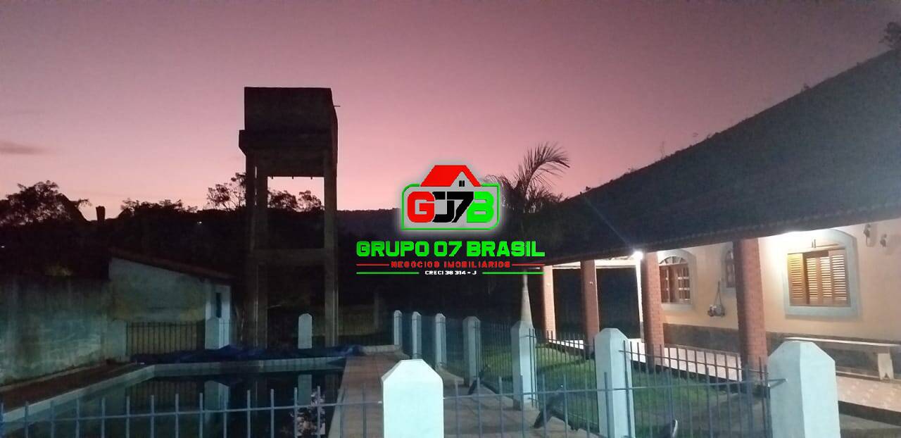 Chácara, 3 quartos, 2818 m² - Foto 9