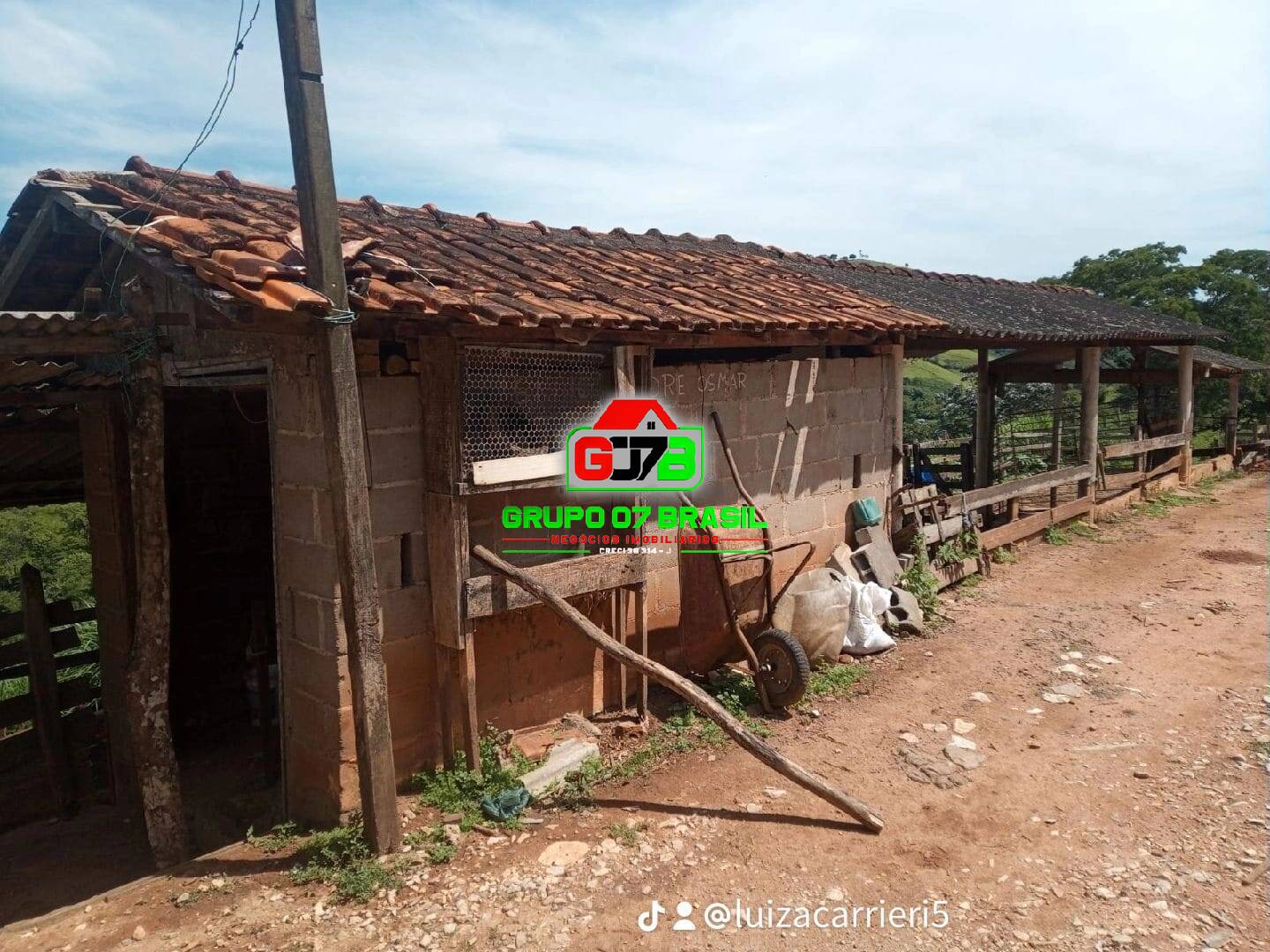 Sítio à venda com 2 quartos, 80m² - Foto 3