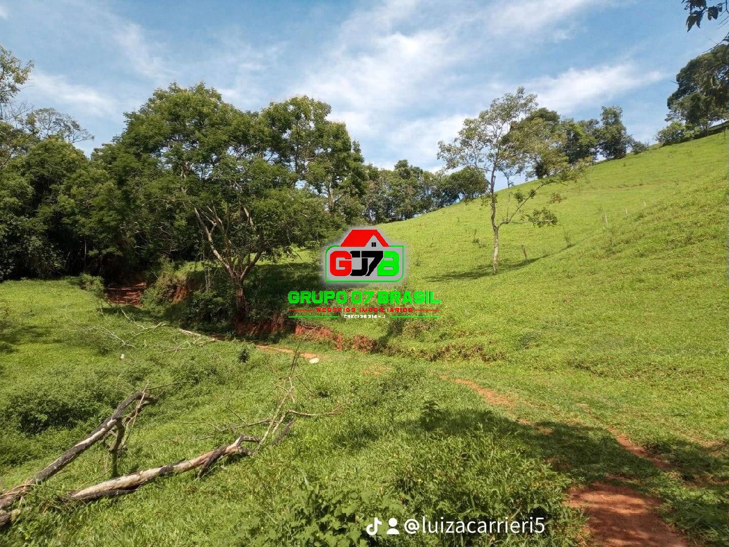 Sítio à venda com 2 quartos, 80m² - Foto 8