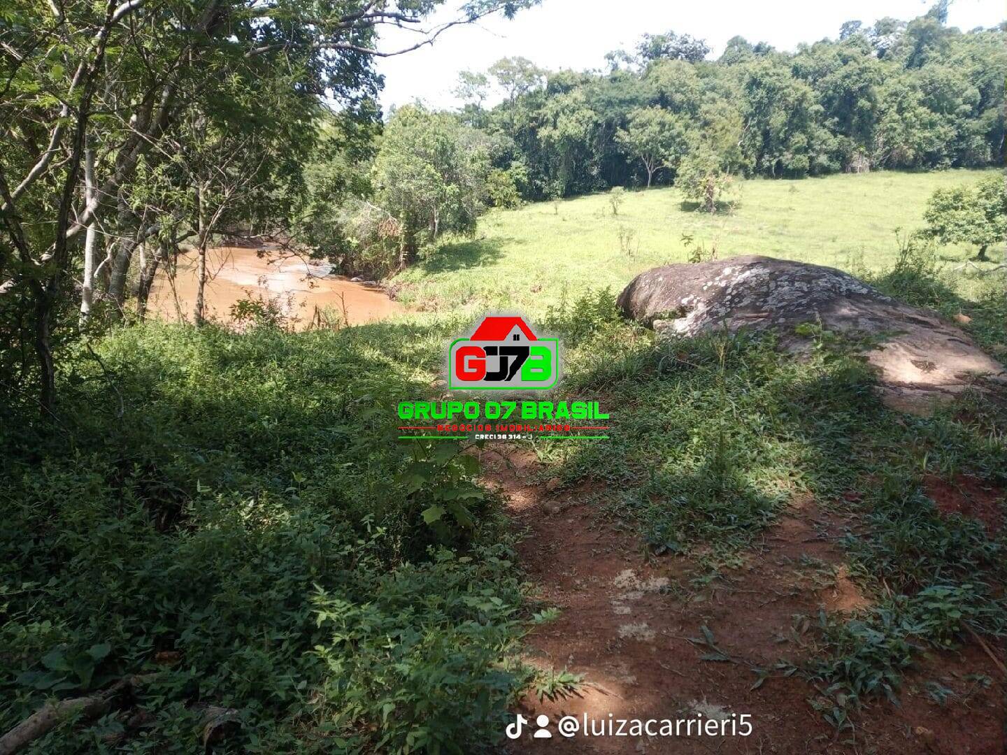 Sítio à venda com 2 quartos, 80m² - Foto 14