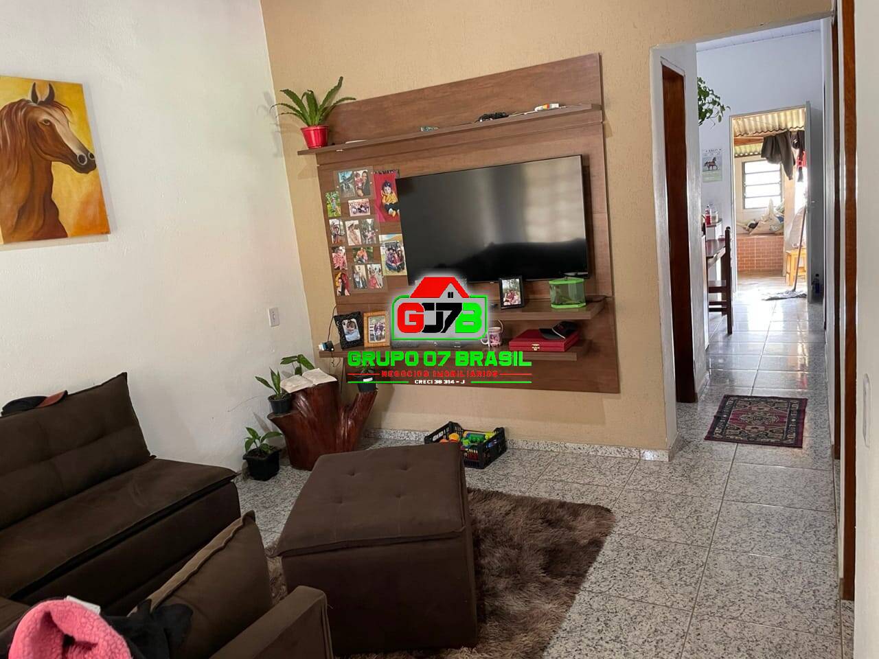 Casa à venda com 3 quartos, 120m² - Foto 1