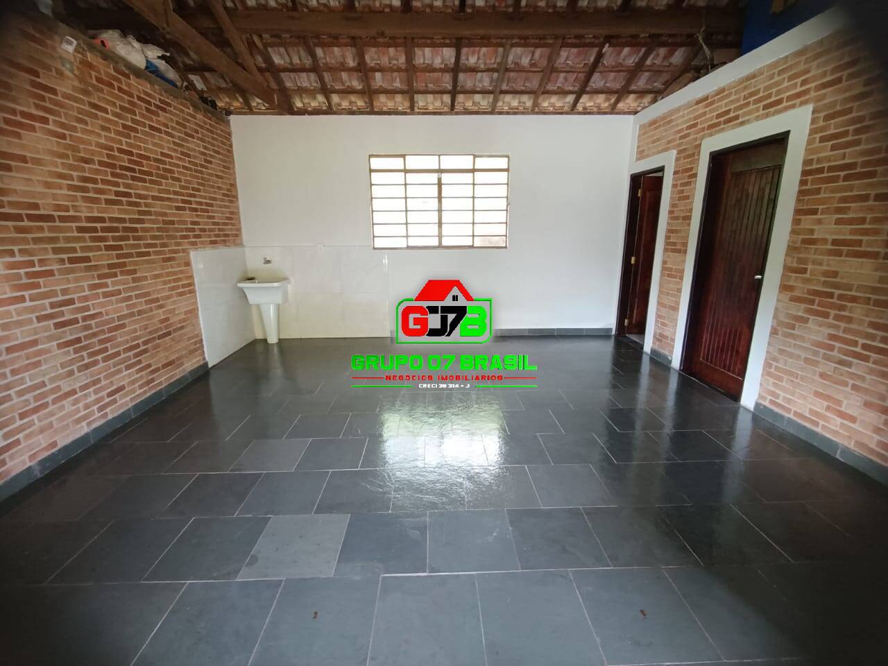 Chácara à venda com 5 quartos, 200m² - Foto 3