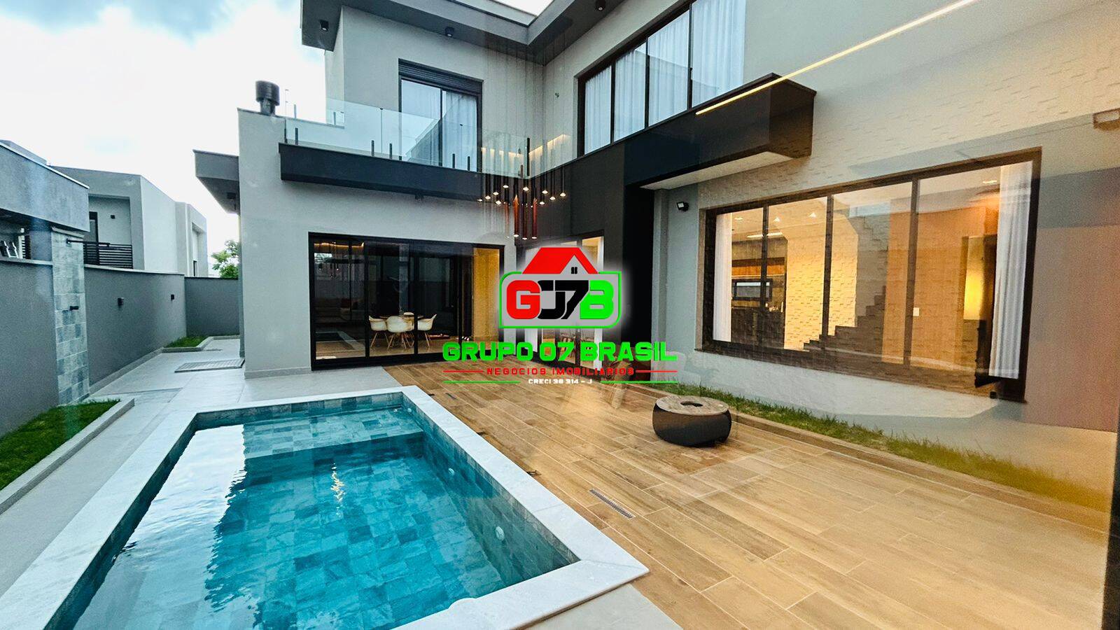 Casa, 4 quartos, 322 m² - Foto 1