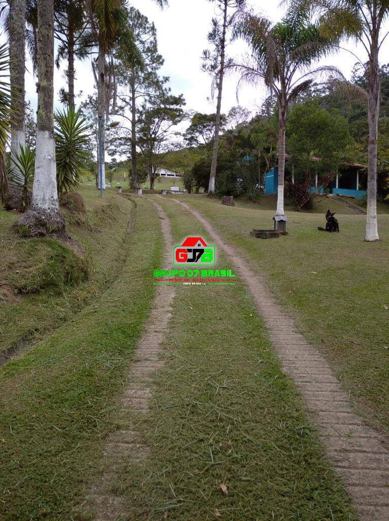 Sítio, 3 quartos, 200 m² - Foto 1