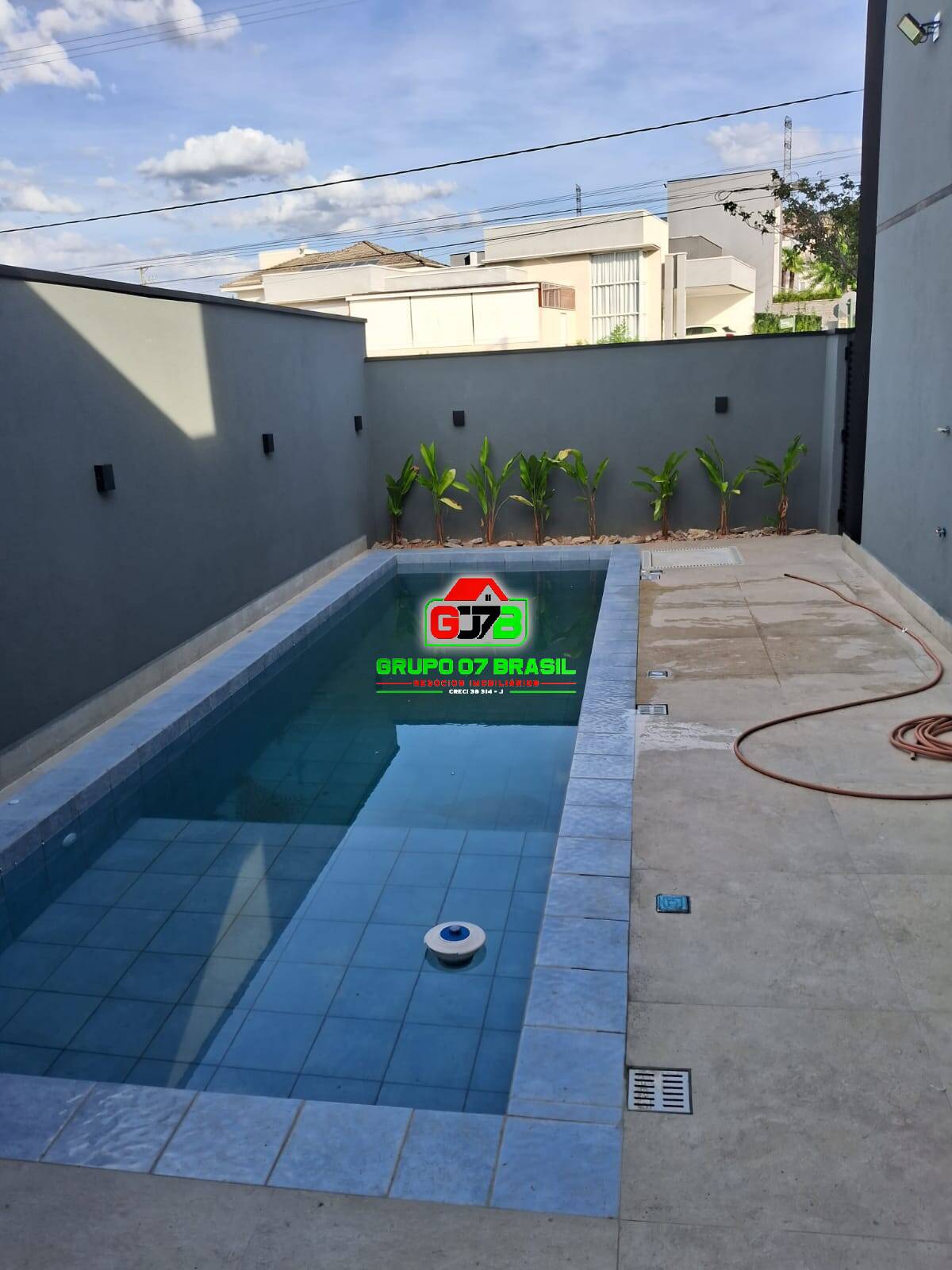 Casa, 3 quartos, 163 m² - Foto 1